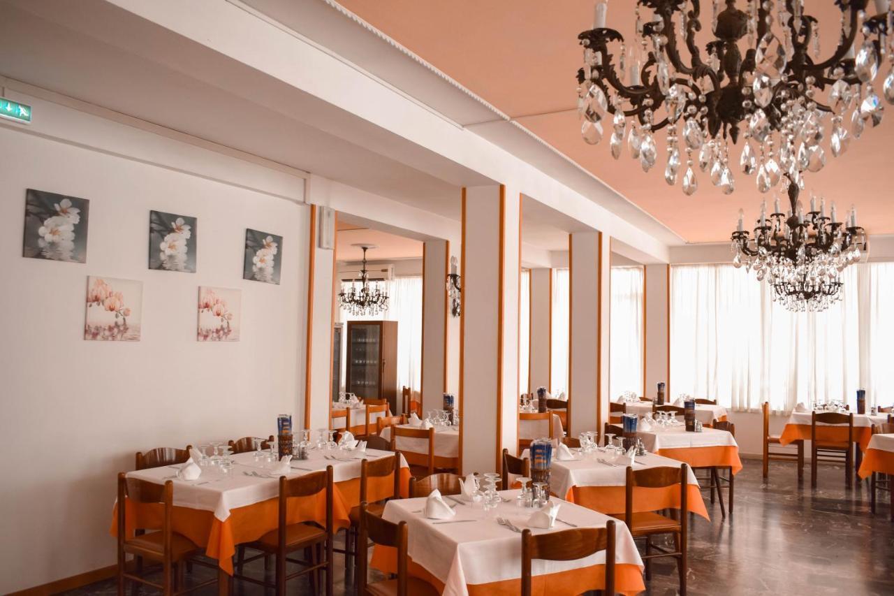 Hotel Zeus 3*